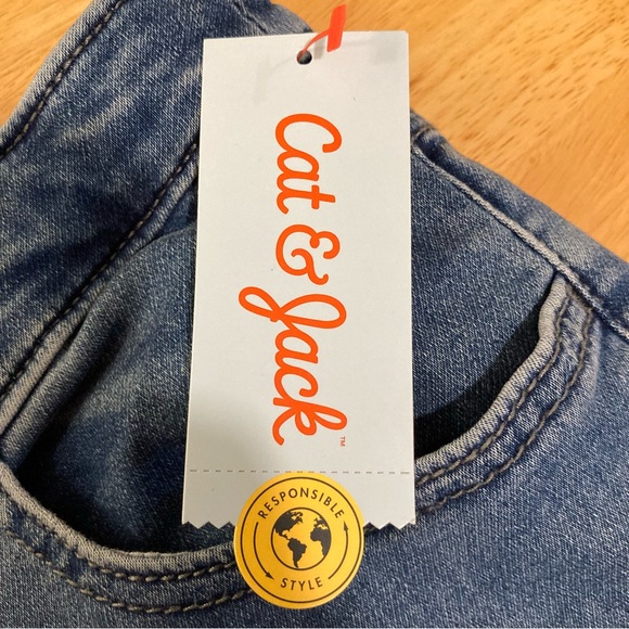 Girls Jean Overalls Size 18 XXL Light Denim Bib Overalls Stretch Cat & Jack NWT - Picture 6 of 16